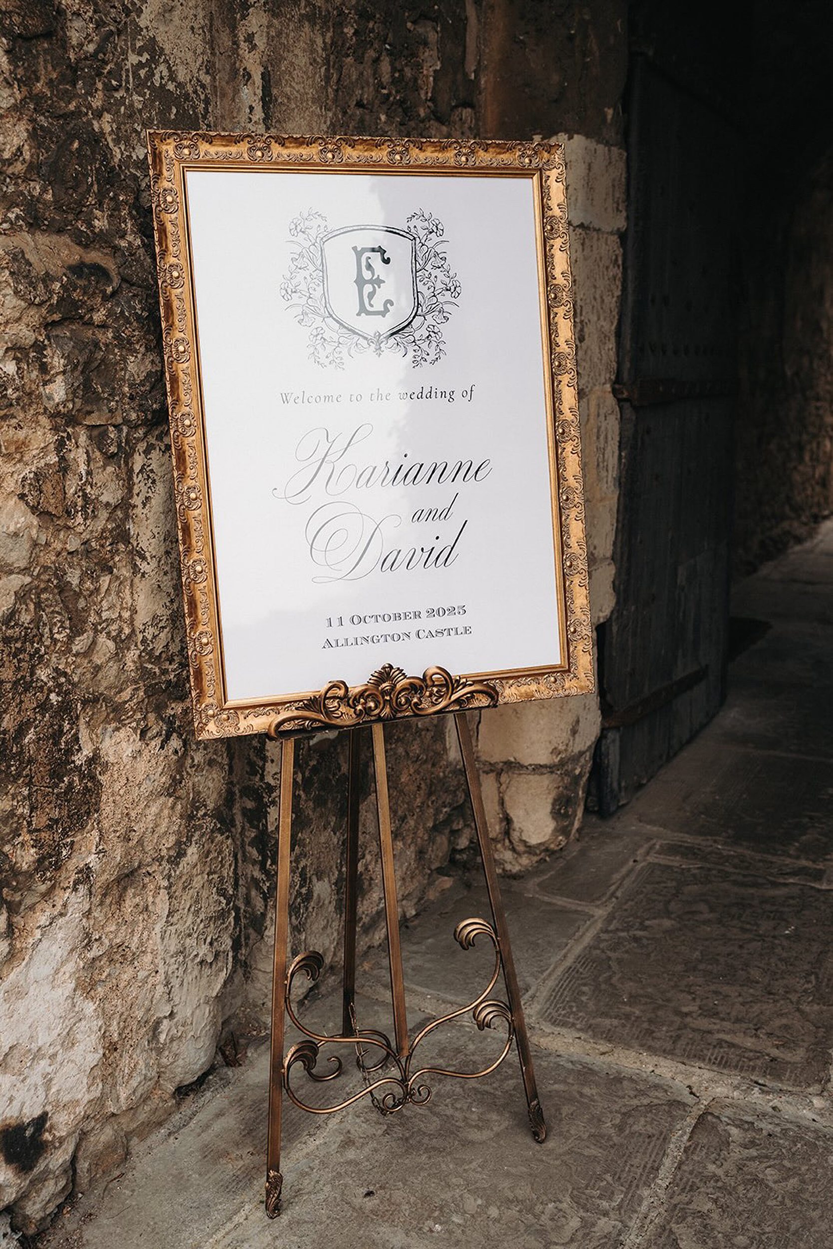 Vintage romantic wedding welcome sign